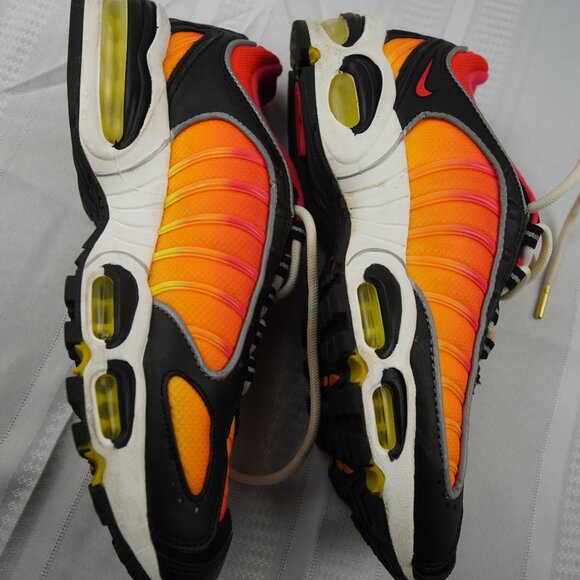 Nike Air Max Tailwind IV ShoesWomens Size 9 Orange Black Red OG Retro Sneakers - Picture 11 of 14